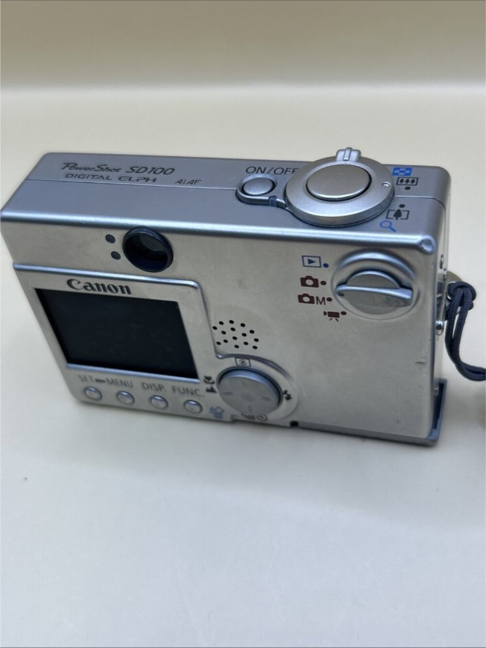 Canon PowerShot Digital ELPH SD100 3.2 MP Digital Camera No Battery Untested✅ - Picture 7 of 9